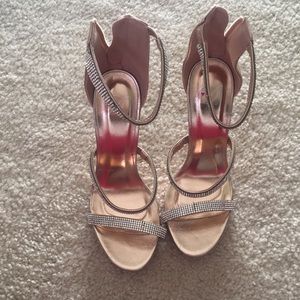 NWOB Rose gold bejeweled stilettos